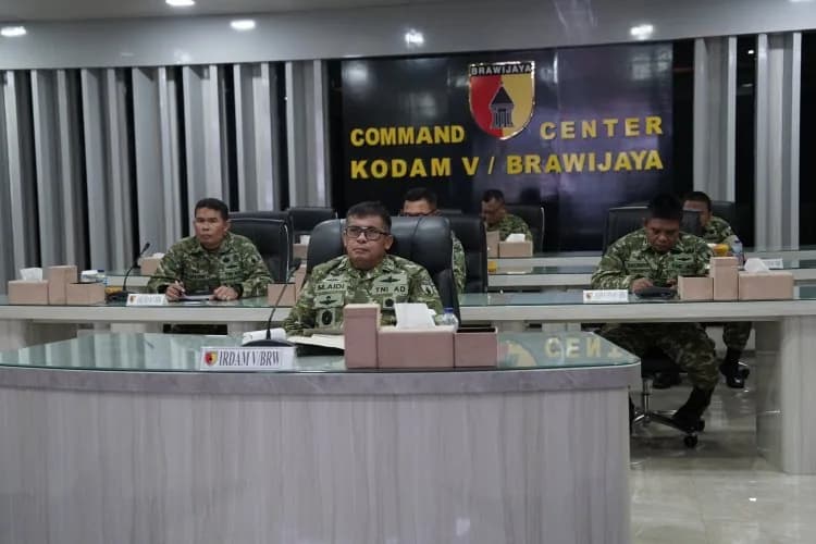 Membangun Satuan yang Adaptif, Irdam V/Brawijaya Ikuti Rapat Virtual Evaluasi Pembentukan Brigif dan Yonif TP