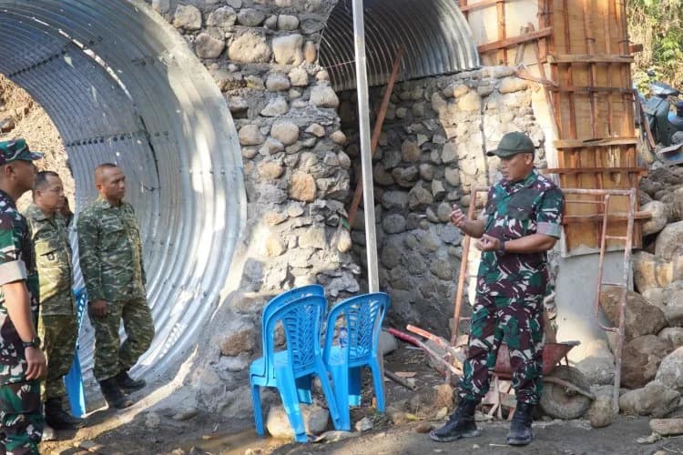 Danrem Untoro Sidak Pembangunan Jembatan Garuda, Pastikan Program Strategis Berjalan Sesuai Target