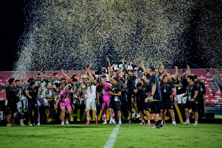 Persebaya Juara Piala Presiden 2026 setelah Taklukkan Persib lewat Adu Penalti