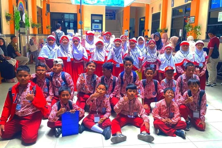 39 Murid SD Muhammadiyah 13 Ikuti Penyisihan KSNR ke-8