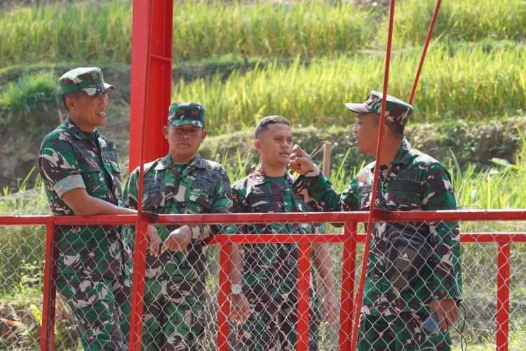 Pastikan Tepat Sasaran dan Berdaya Guna, Korem 081/DSJ Tinjau Jembatan Garuda di Madiun