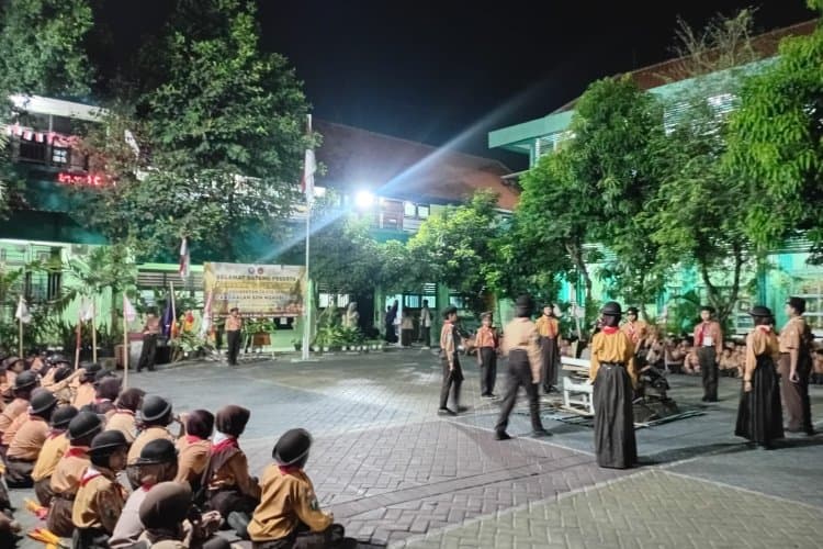 Geliat Pramuka SDN Ngagel I/394 Surabaya: Belajar Mandiri, Menjalin Kebersamaan Lewat Persari dan Perjusa