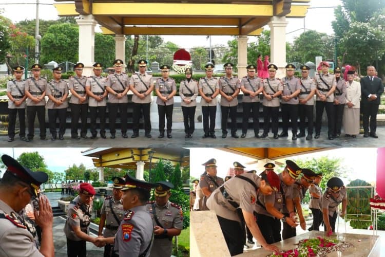 Teladani Pahlawan, Kapolres Tanjung Perak Pimpin Tabur Bunga di Makam WR Supratman Beserta Pejabat Utama dan Bhayangkari
