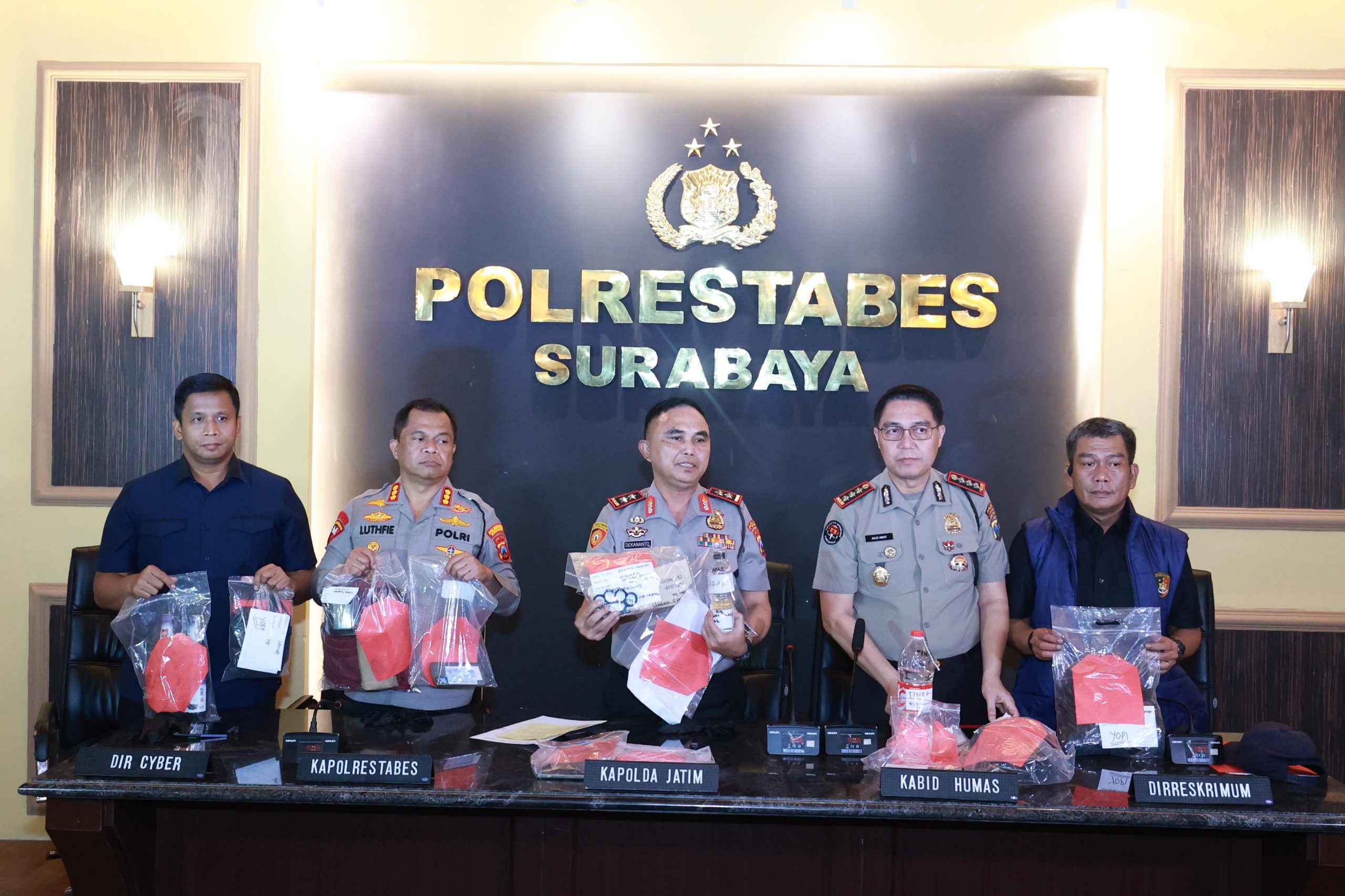 Polda Jatim Amankan 11 Orang Diduga Hendak Menunggangi Aksi Mahasiswa di Surabaya